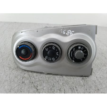 PANEL NAWIEWU TOYOTA YARIS II 1.0 VVT-I 69KM 1.0 VVT-i 2006 55406-0D190 