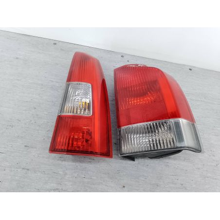 LAMPA TYLNA PRAWA VOLVO V70 II 2.4 170KM 2.4 20V 2001 9154498  9154494 