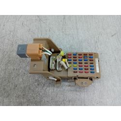 SKRZYNKA BEZPIECZNIKÓW SUBARU XV 2.0 16V201282201FJ010                                            