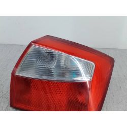 LAMPA TYLNA PRAWA AUDI A4 B6 2.0 20V 131KM2.0 20V2001153930                                            