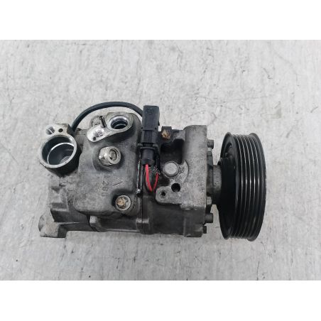 POMPA, SPRĘŻARKA KLIMATYZACJI AUDI A4 B6 2.0 20V 131KM 2.0 20V 2001 POMPA, SPRĘŻARKA KLIMATYZACJI 