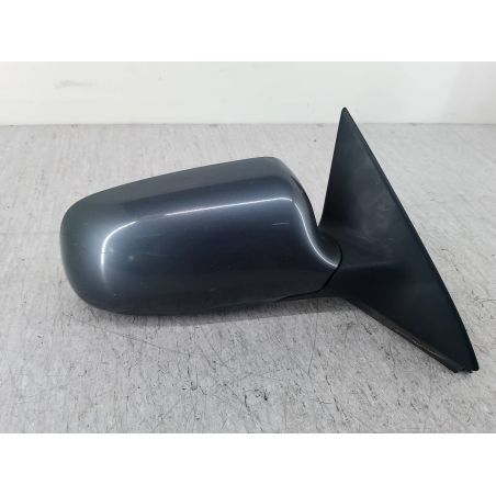 LUSTERKO PRAWE AUDI A6 C5 2.5 TDI 180KM 2.5 TDI 2001 30992 