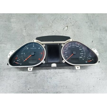 LICZNIK AUDI A6 C6 2.0 TDI 140KM 2.0 TDI 2006 4F0920900N  4F0910900A 