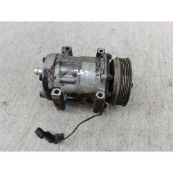 POMPA, SPRĘŻARKA KLIMATYZACJI VOLVO V40 ( 95-04 ) 1.9 DI 102KM1.9 D2003                                            