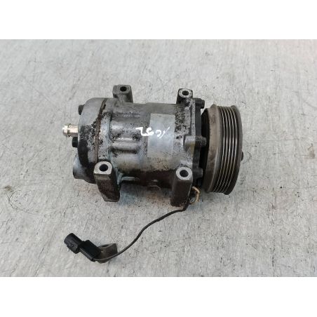 POMPA, SPRĘŻARKA KLIMATYZACJI VOLVO V40 ( 95-04 ) 1.9 DI 102KM 1.9 D 2003 