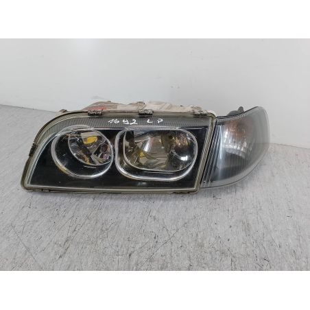 LAMPA PRZÓD LEWA VOLVO V40 ( 95-04 ) 1.9 DI 102KM 1.9 D 2003 1AG247002-01  30899878 