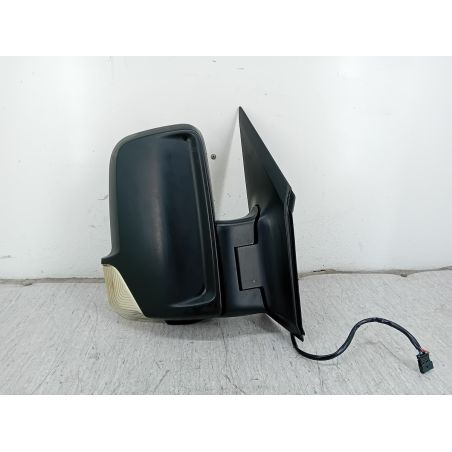 LUSTERKO PRAWE VW CRAFTER 2.5 TDI 136KM 2.5 TDI 2008 A9068106116 51.5891.213 