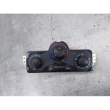 PANEL NAWIEWU RENAULT SCENIC II ( 03-09 ) 1.6 16V 115KM 1.6 16V 2006 69580001 69587003 