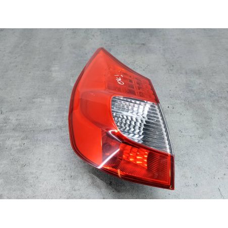 LAMPA TYLNA LEWA RENAULT SCENIC II ( 03-09 ) 1.6 16V 115KM 1.6 16V 2006 8200474328 2SK009467  
